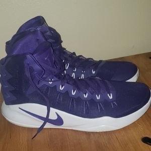 Nike Hyperdunk basketball shoes